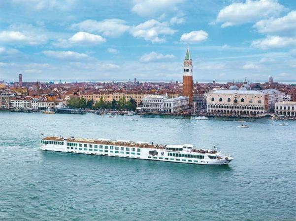 All-inclusive kosher river cruises northern italy