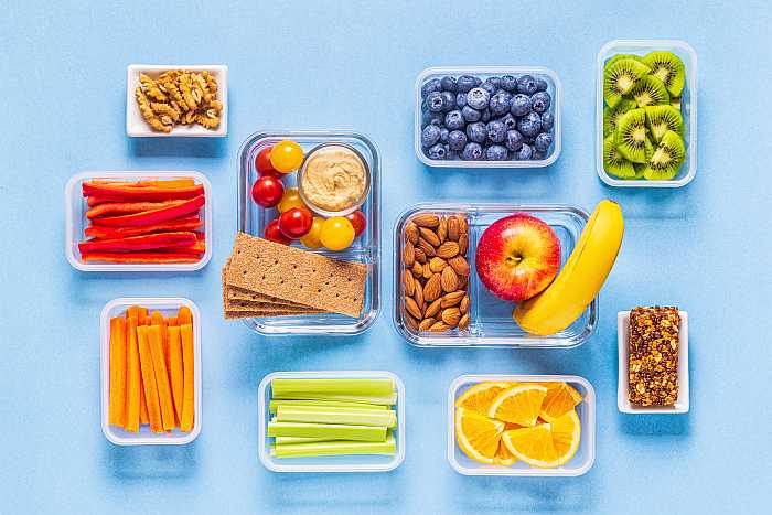 Prepare healthy snacks while on kosher vacation