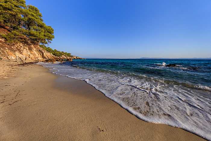 Spending the Jewish holidays at kosher program on the beach (Halkidiki, Greece).