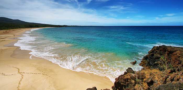 Kosher summer beach vacation in Hawaii.